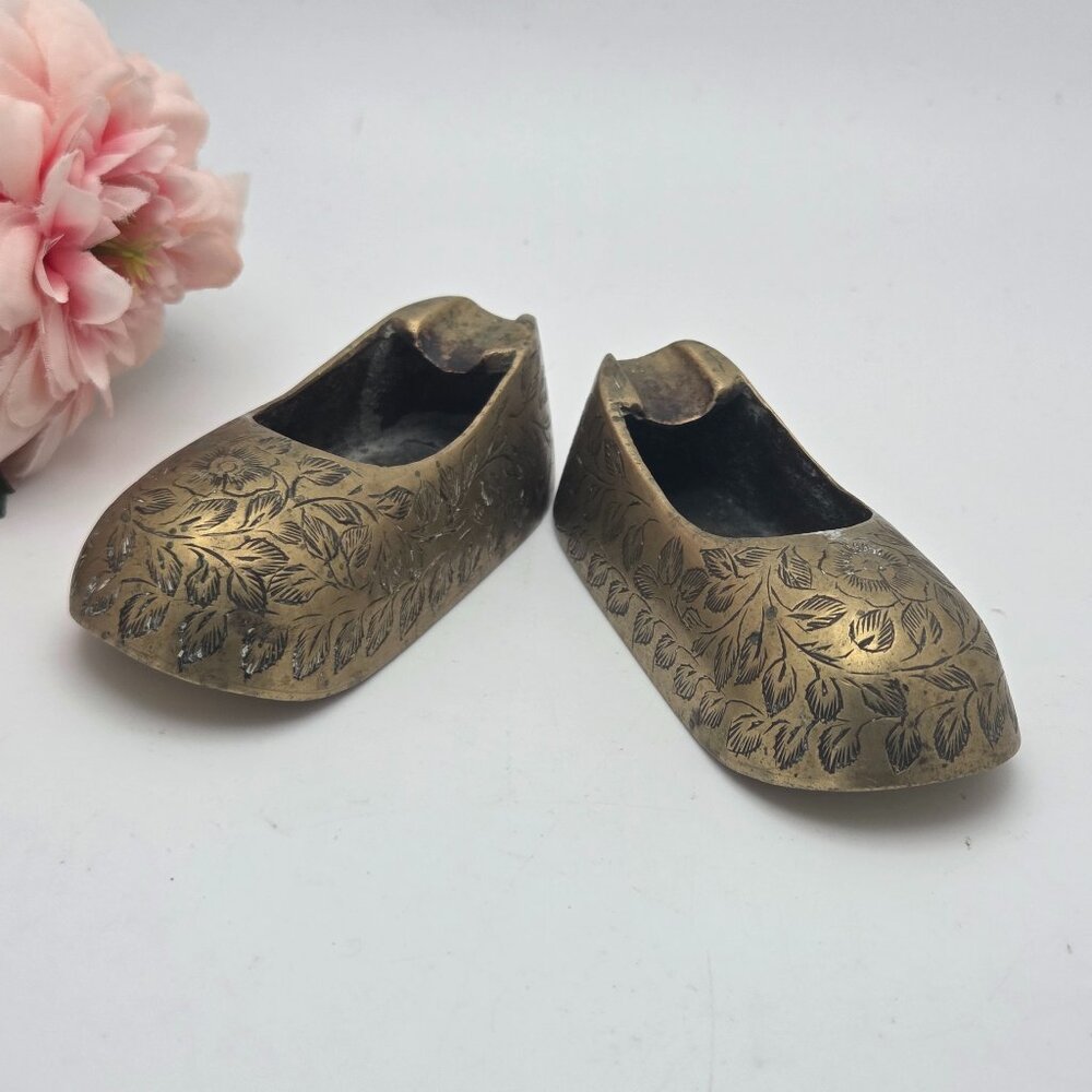 Vintage 1970s Brass Slipper Shoe Ashtrays Etched Brass Made in India MCM